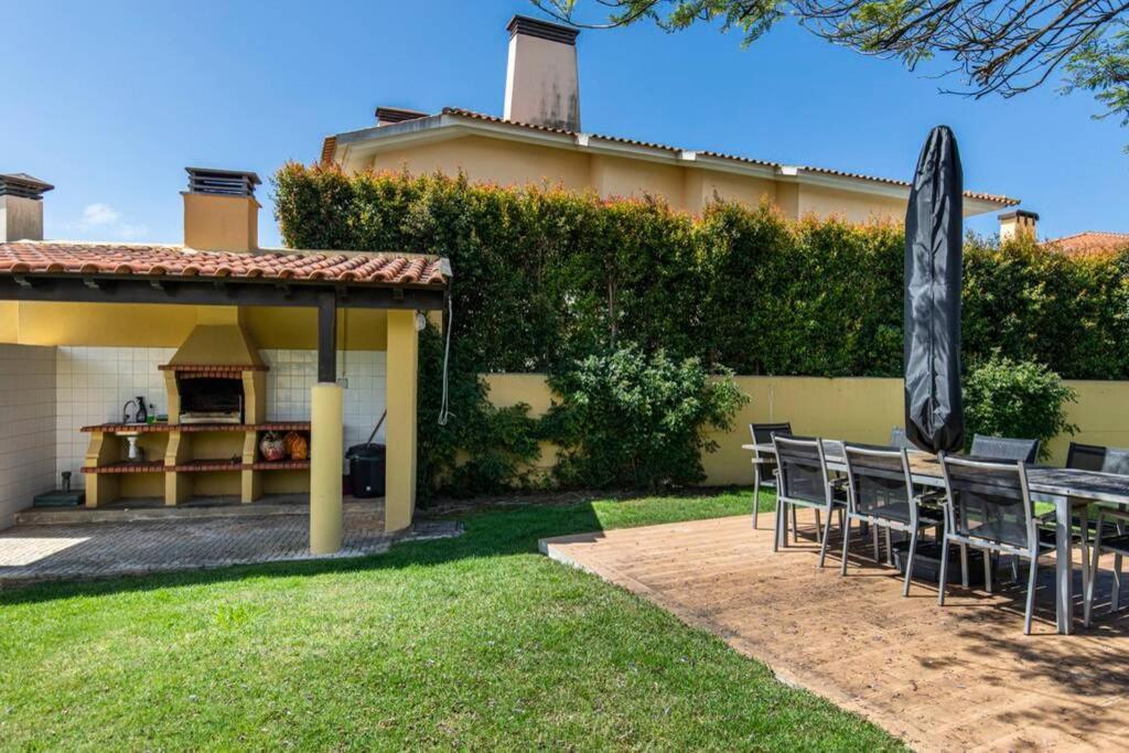 Stunning Apartment W/ Pool Cascais Bagian luar foto